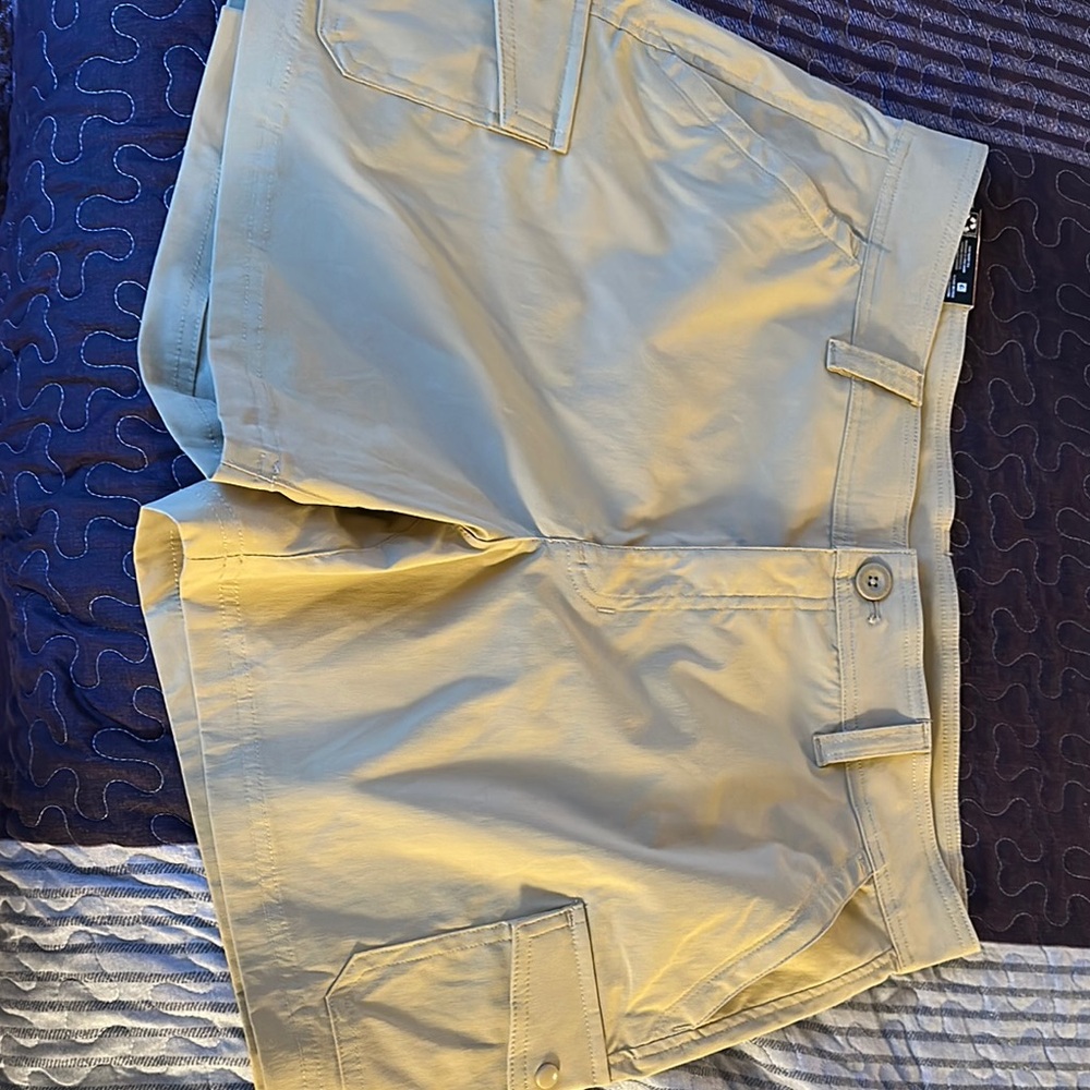 Eddie Bauer Women's Cargo Shorts - Tan